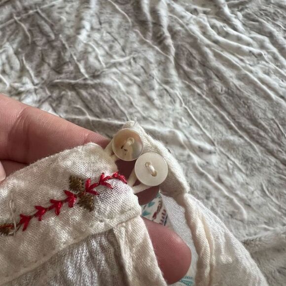 Boho Embroidered Fluttery Top - Picture 6 of 8